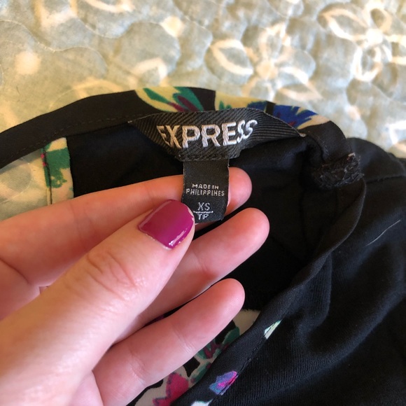 Express top - Picture 2 of 2